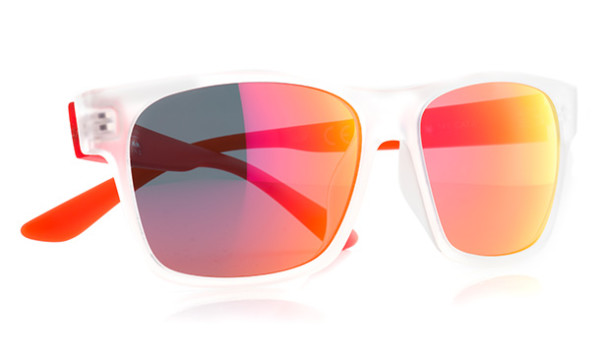 Young Line, la collection fun et colorée de Red Bull Racing Eyewear