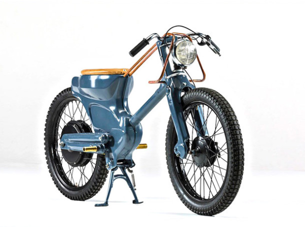 Une Honda CT110 pimpée par Joe Fisher et Ryan Mischkulnig